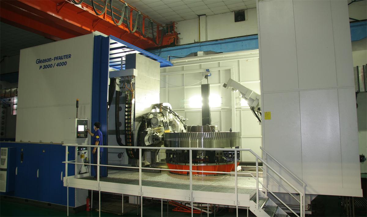 Φ4m數(shù)控高速滾齒機(jī)(德國普法特公司)