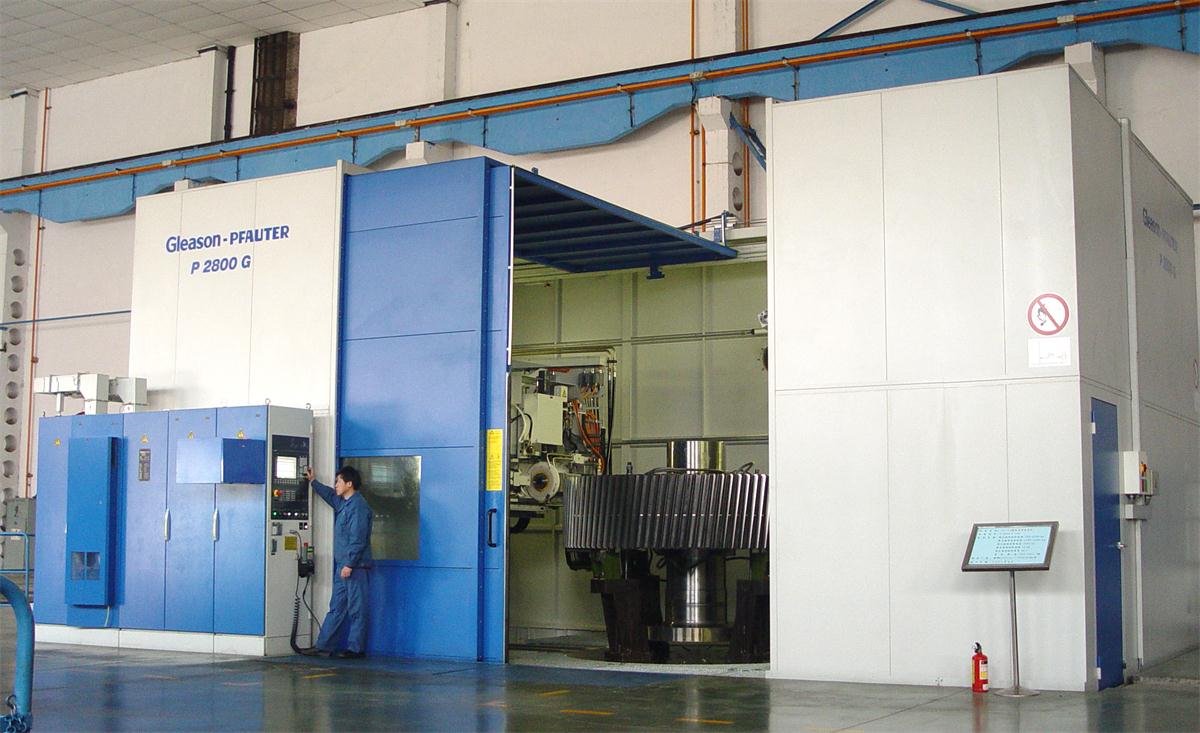 Ф2.8m數(shù)控成形磨齒機(jī)(德國普法特公司)