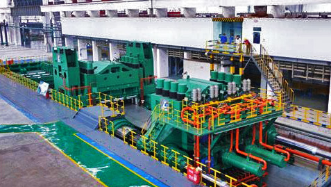 120MN強力拉伸矯直機