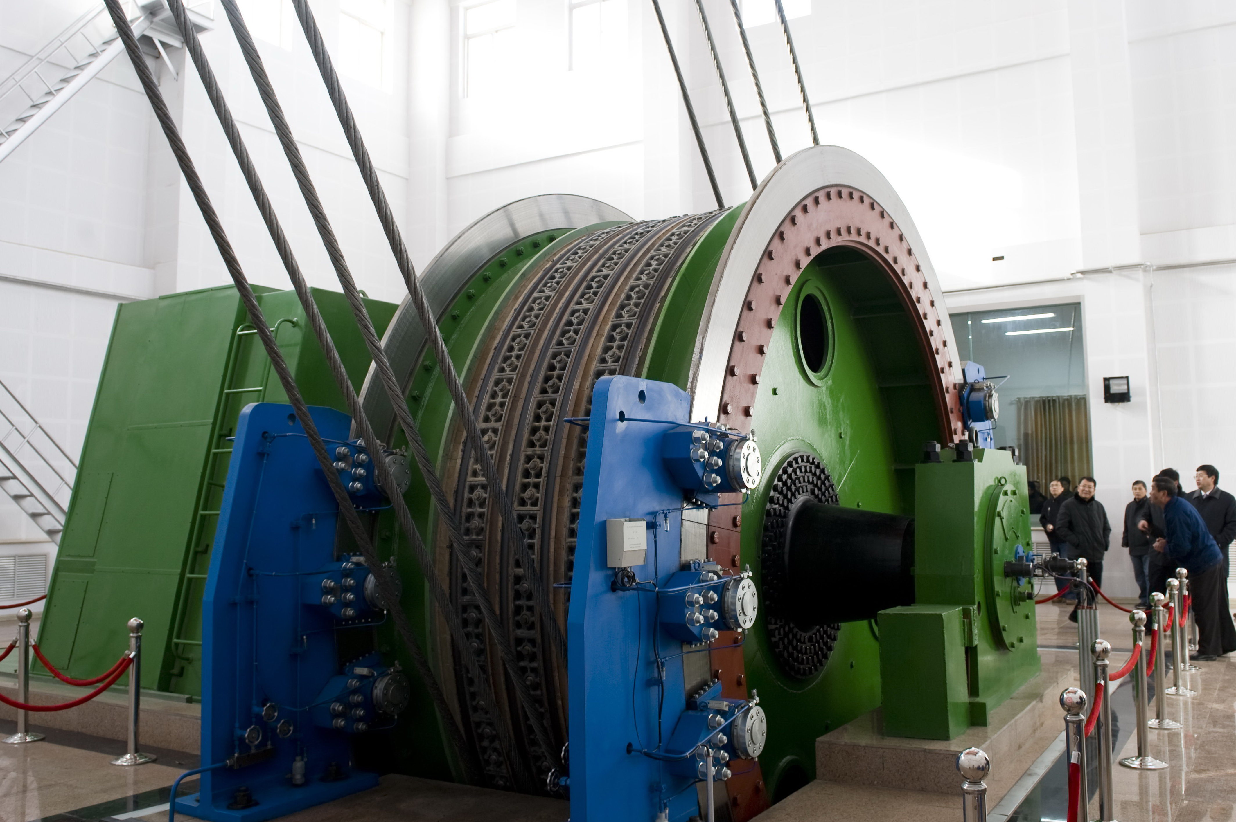 年產(chǎn)千萬(wàn)噸級(jí)超深礦提升裝備－JKMD-5.7×4m多繩磨擦式落地提升機(jī)