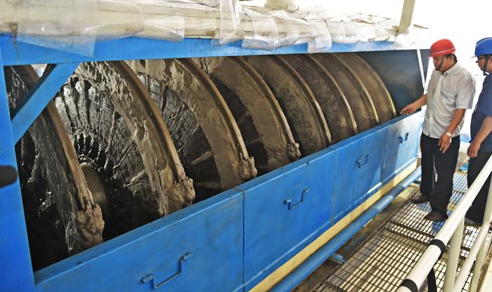 電廠脫硫石膏脫水盤式過濾機