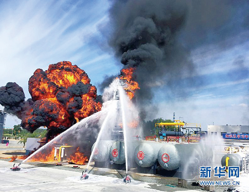 參加第二屆全國(guó)危險(xiǎn)化學(xué)品救援技術(shù)競(jìng)賽